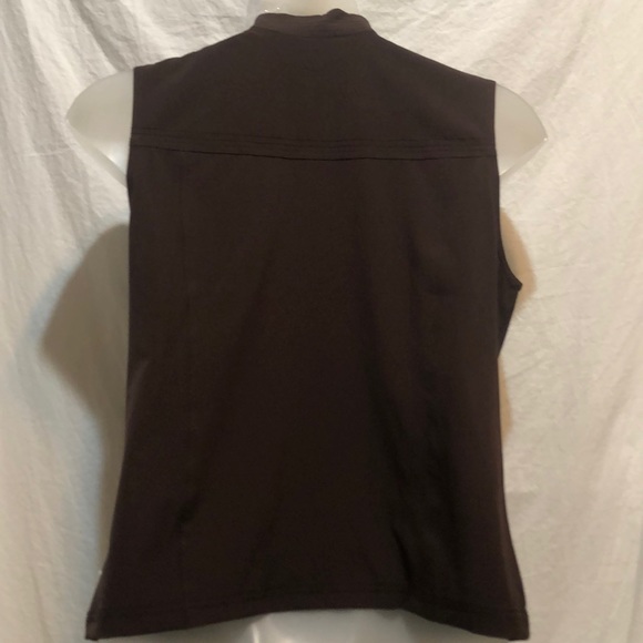 Chico's court side lightweight zipper front vest with pockets - Picture 5 of 14